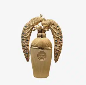 Frasco dorado del perfume Lattafa Afeef de 100 ml con dos pavos reales